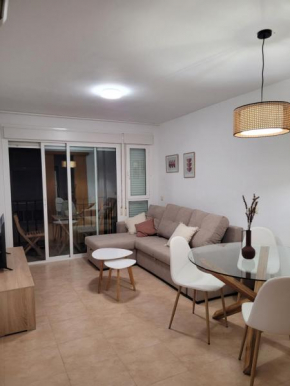 Piso céntrico en 2° línea de playa, Carboneras